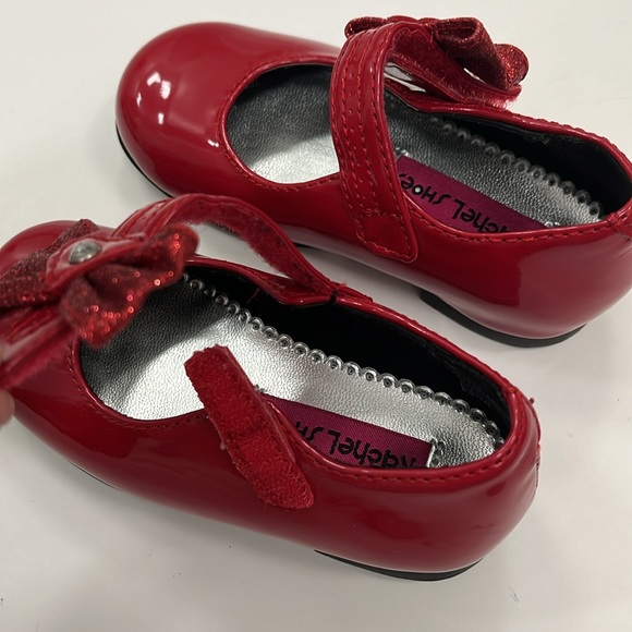 Big girl fancy red shoes - Picture 8 of 11